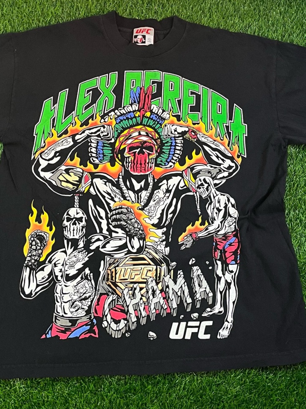 OFFICIAL UFC x Warren Lotas Alex Pereria "Chama" Graphic Print T-Shirt Mens L